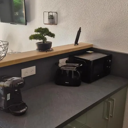 Ferienhaus Village, Maison Climatisee, 6 Pers, Piscine, Wifi, Garage, Terrasse *