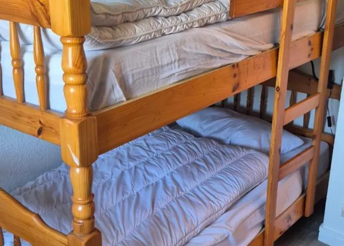 別荘 Village, Maison Climatisee, 6 Pers, Piscine, Wifi, Garage, Terrasse アグド