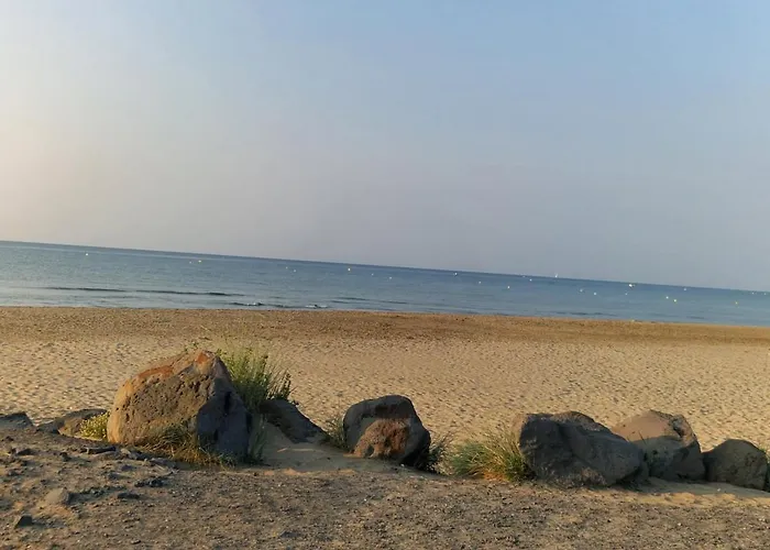 Village, Maison Climatisee, 6 Pers, Piscine, Wifi, Garage, Terrasse 別荘