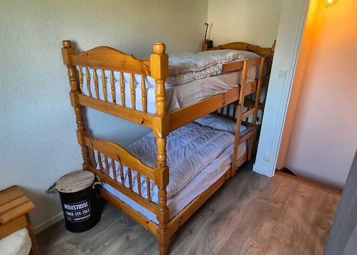 펜션 Village, Maison Climatisee, 6 Pers, Piscine, Wifi, Garage, Terrasse 아그